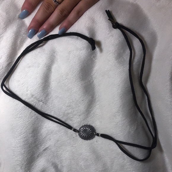 Western Boho Leather Choker - Picture 1 of 4